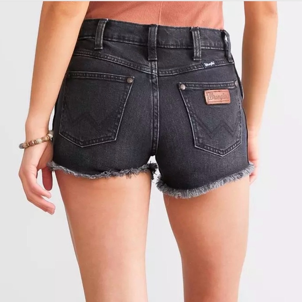 Wrangler RETRO Women's Bailey Denim Shorts Size 26